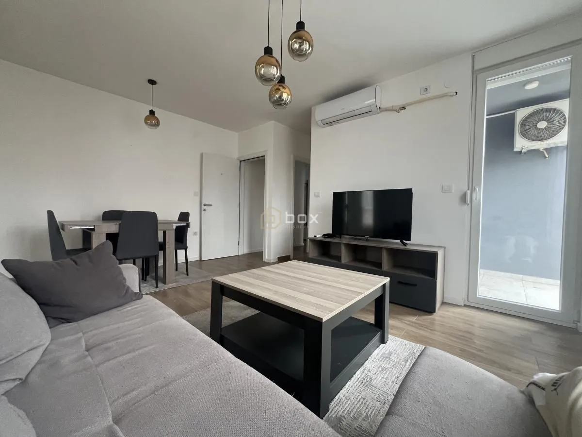 Rent, two bedroom apartment, 56m², Palilula, Niš