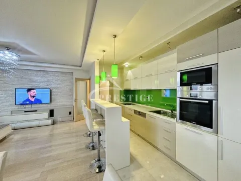 Izdavanje, trosoban stan, 107m², City Kvart, Podgorica - image 5