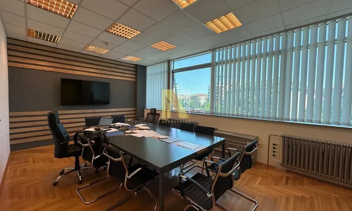Rent, office space, 95m², Sajmište, Novi Sad