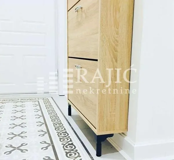 Izdavanje, dvosoban stan, 50m², Stari Grad, Beograd