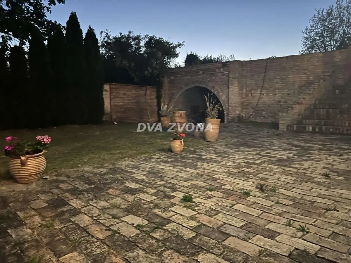 Prodaja, kuća, 121m², Čortanovci, Inđija