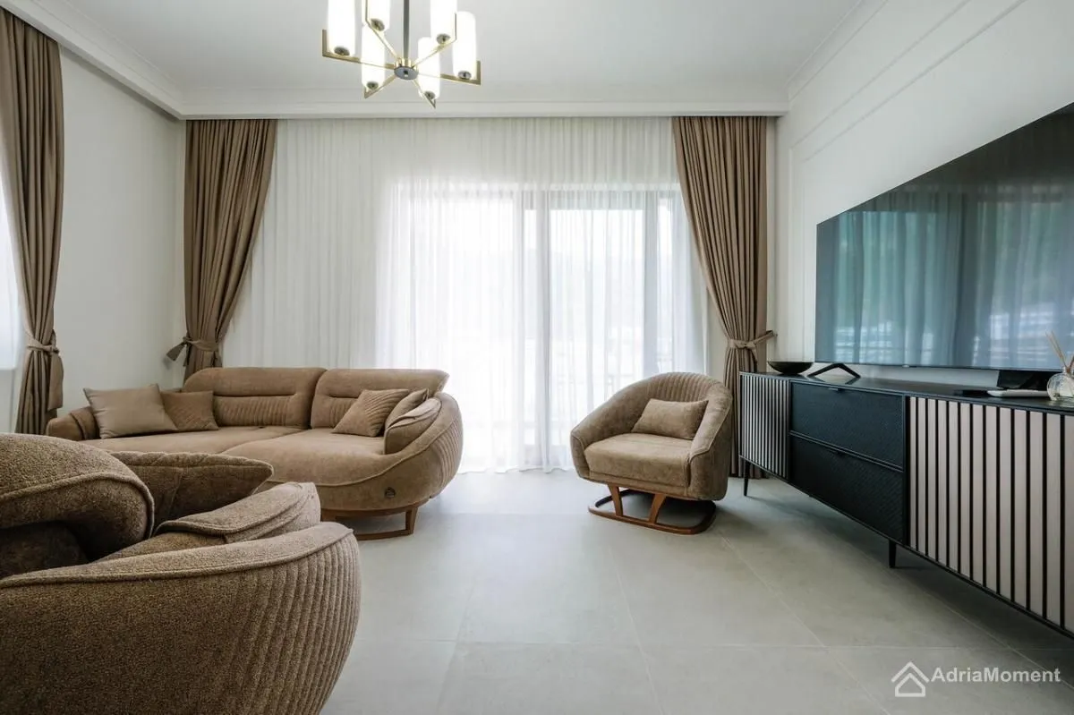 Prodaja, dvosoban stan, 87m², Bečići, Budva