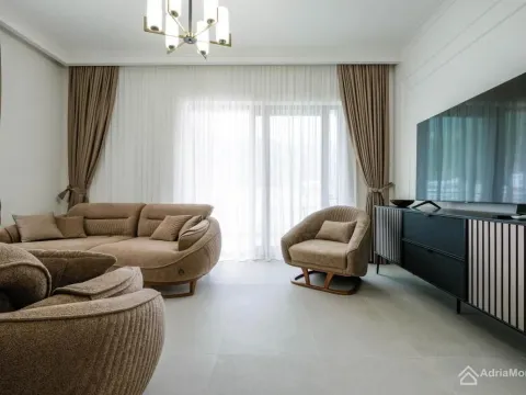 Sale, two bedroom apartment, 87m², Bečići, Budva - image 7