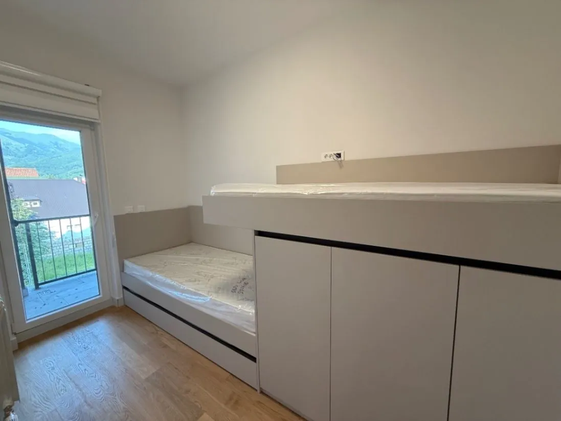 Prodaja, dvosoban stan, 58m², Centar, Kolašin