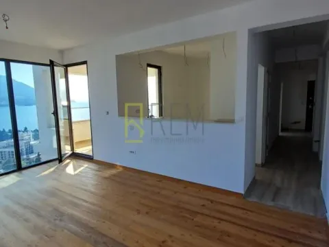 Prodaja, trosoban stan, 184m², Bečići, Budva - image 8