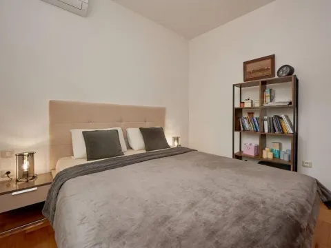 Sale, one bedroom apartment, 68m², Bečići, Budva - image 7