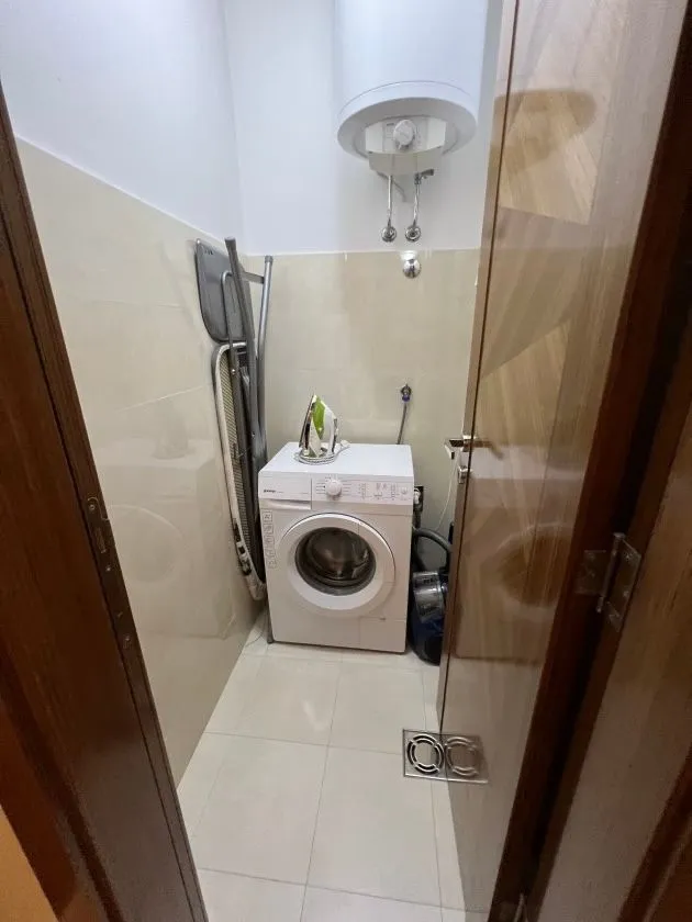 Izdavanje, jednosoban stan, 50m², Centar, Podgorica