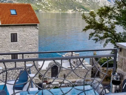 Prodaja, kuća, 382m², Stoliv, Kotor - image 7