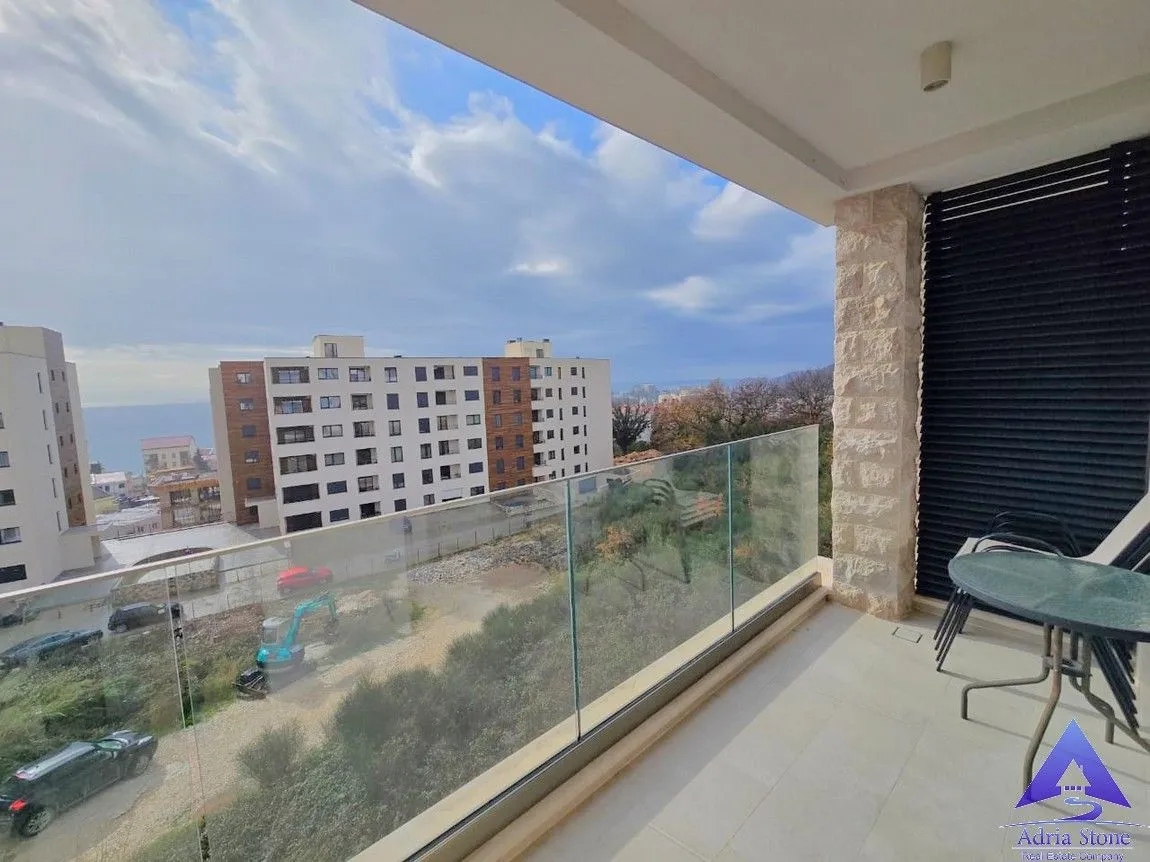Sale, one bedroom apartment, 52m², Bečići, Budva