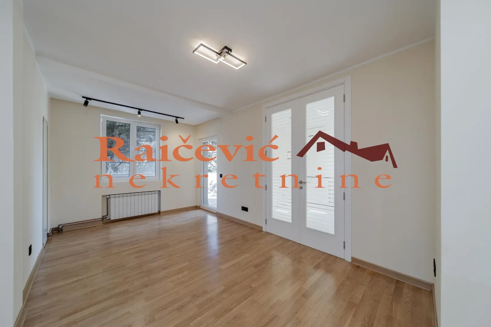 Prodaja, četvorosoban stan, 123m², Voždovac Sve Podlokacije, Beograd