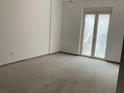 Sale, one bedroom apartment, 87m², Bečići, Budva - image 3