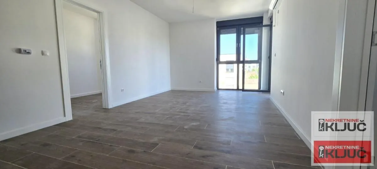 Izdavanje, dvosoban stan, 50m², Telep, Novi Sad Sve Podlokacije