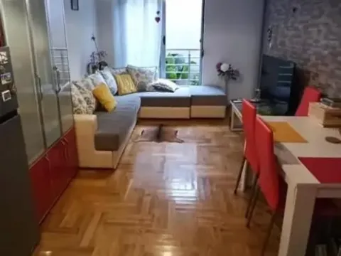 Sale, one bedroom apartment, 49m², Bečići, Budva - image 11