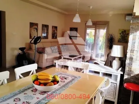 Sale, house, 212m², Boljevci, Surčin - image 7