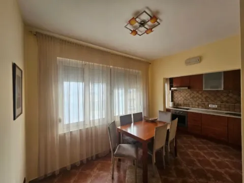Izdavanje, jednosoban stan, 50m², Preko Morače, Podgorica