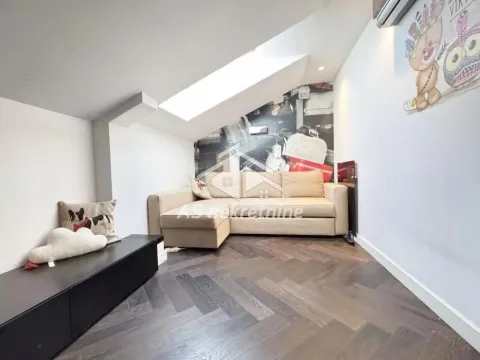 Prodaja, četvorosoban stan, 117m², Vračar Sve Podlokacije, Beograd - image 32