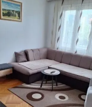 Sale, two bedroom apartment, 57m², Autobuska stanica, Podgorica - image 2