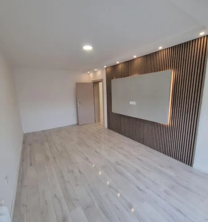 Prodaja, dvosoban stan, 60m², Detelinara, Novi Sad Sve Podlokacije
