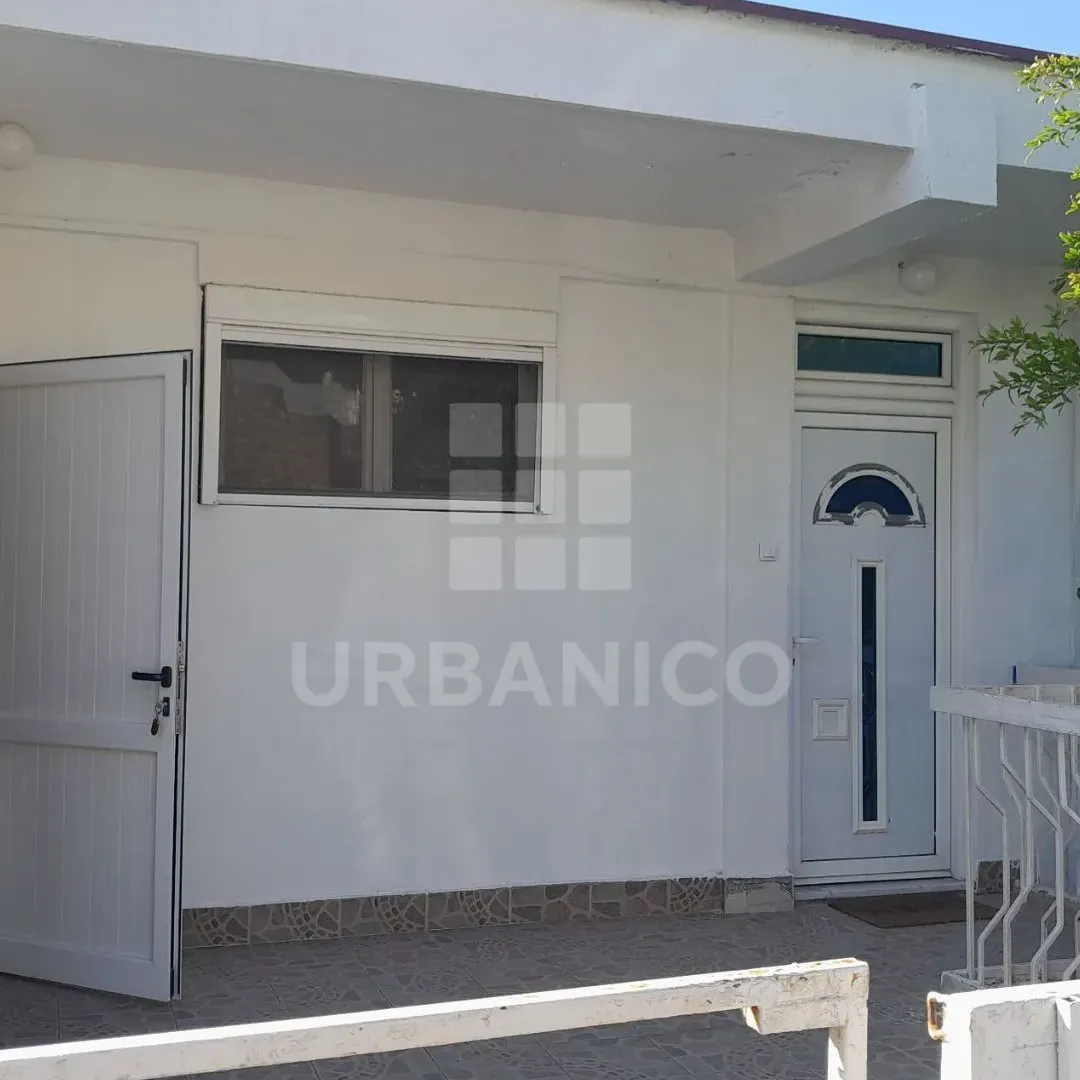 Prodaja, dvosoban stan, 64m², Pinješ, Ulcinj