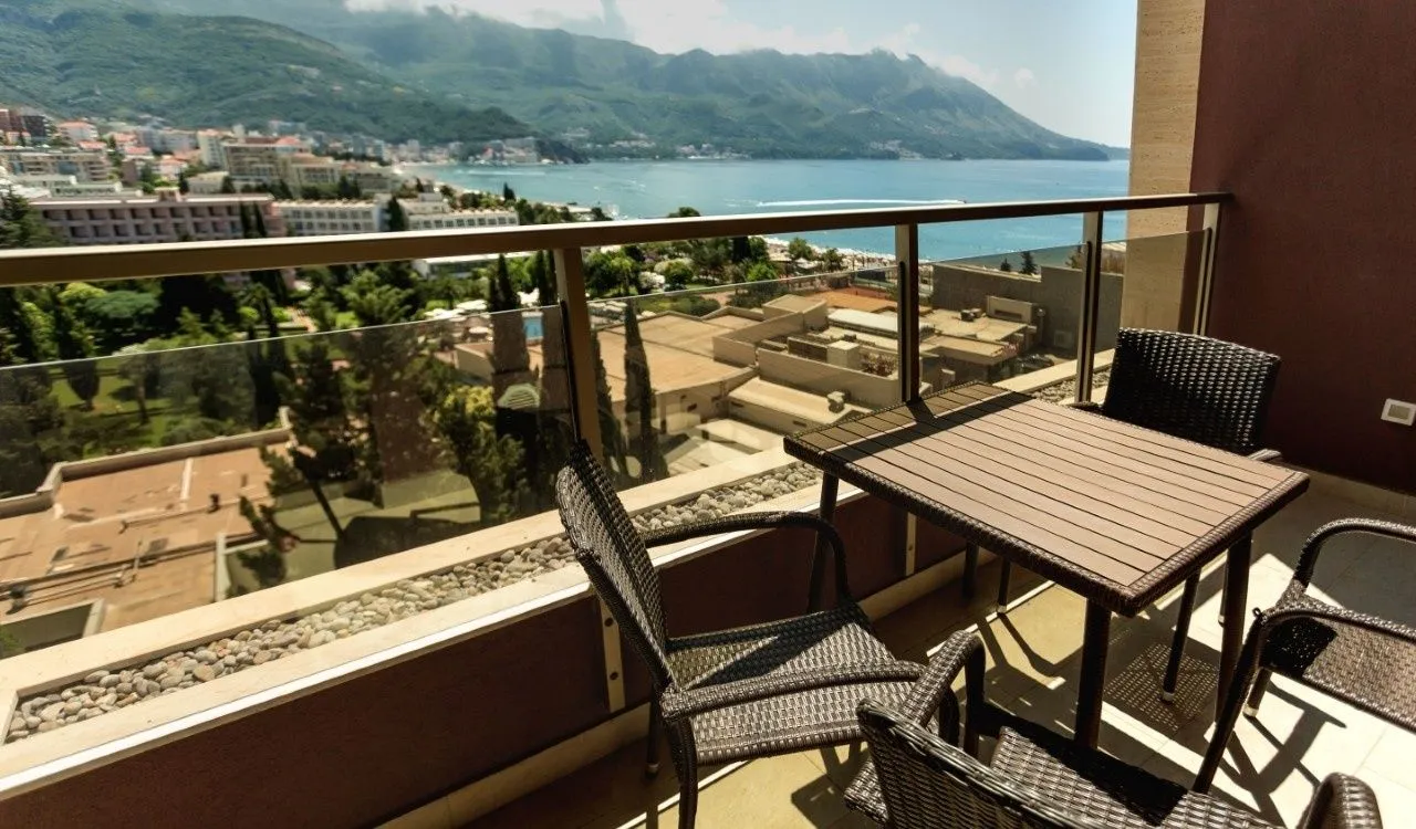 Prodaja, dvosoban stan, 71m², Zavala, Budva