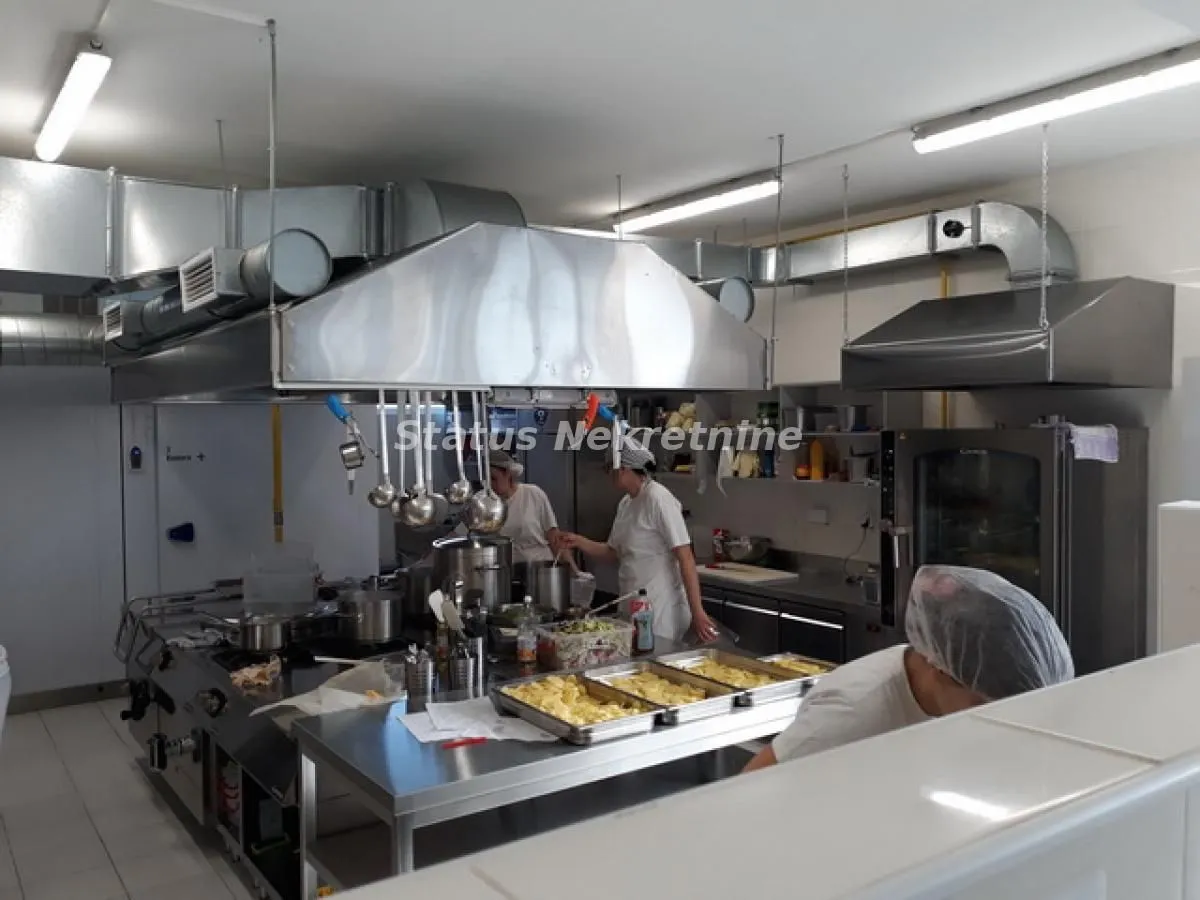 Sale, office space, 105m², Salajka, Novi Sad Sve Podlokacije