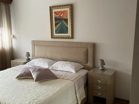Rent, one bedroom apartment, 77m², Preko Morače, Podgorica - image 10