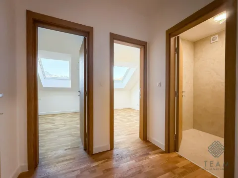 Sale, three bedroom apartment, 112m², Cetinje, Crna Gora - image 7