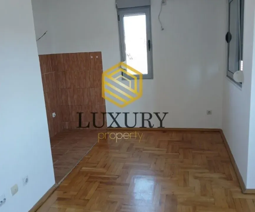 Izdavanje, stan, 40m², Stari Aerodrom, Podgorica