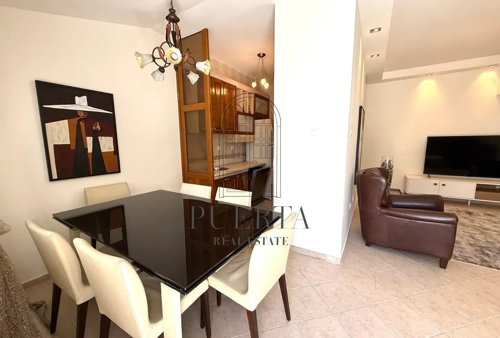Izdavanje, trosoban stan, 114m², Preko Morače, Podgorica