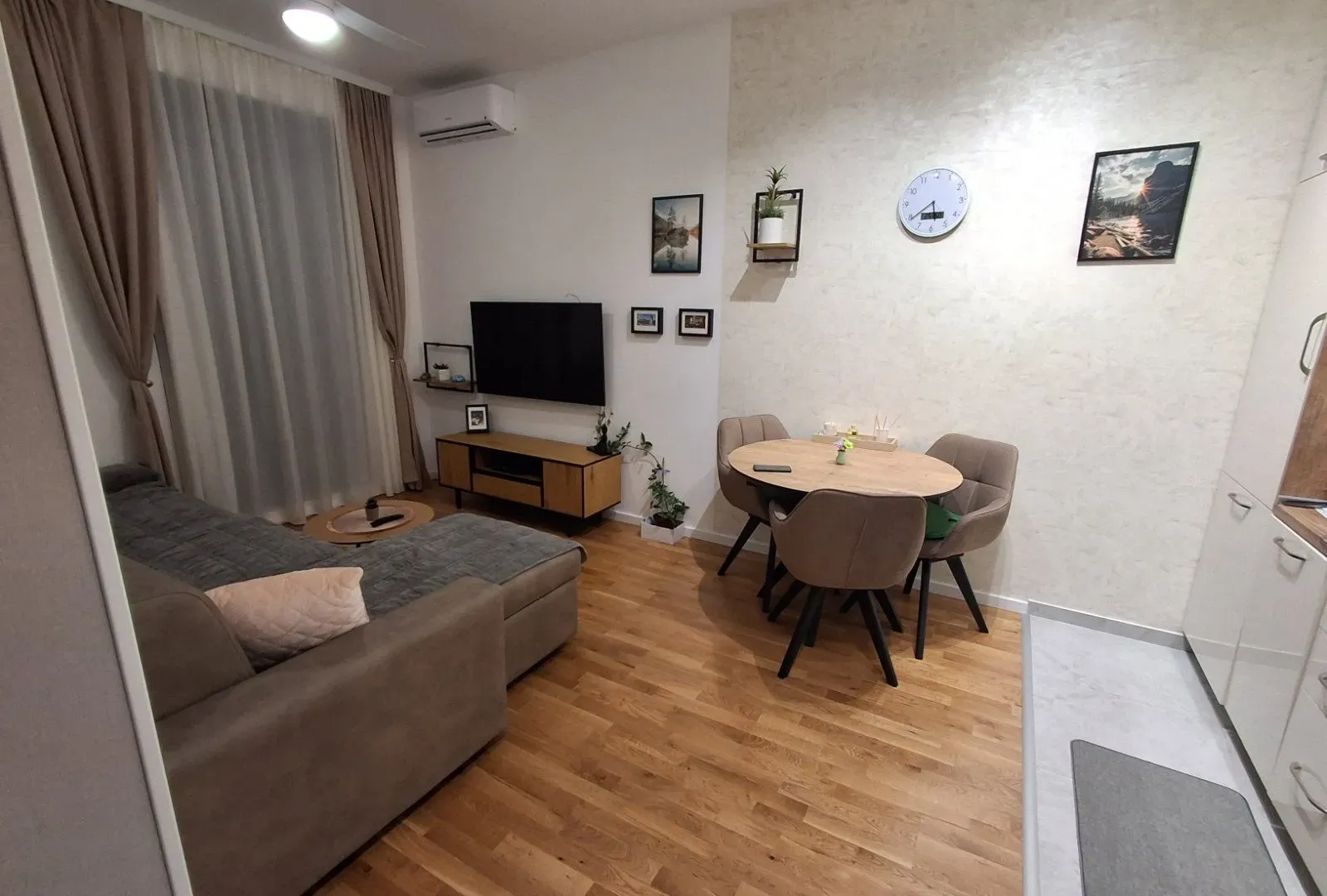 Izdavanje, jednosoban stan, 42m², Tološi, Podgorica