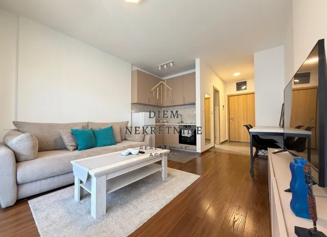 Izdavanje, garsonjera, 28m², Master Kvart, Podgorica