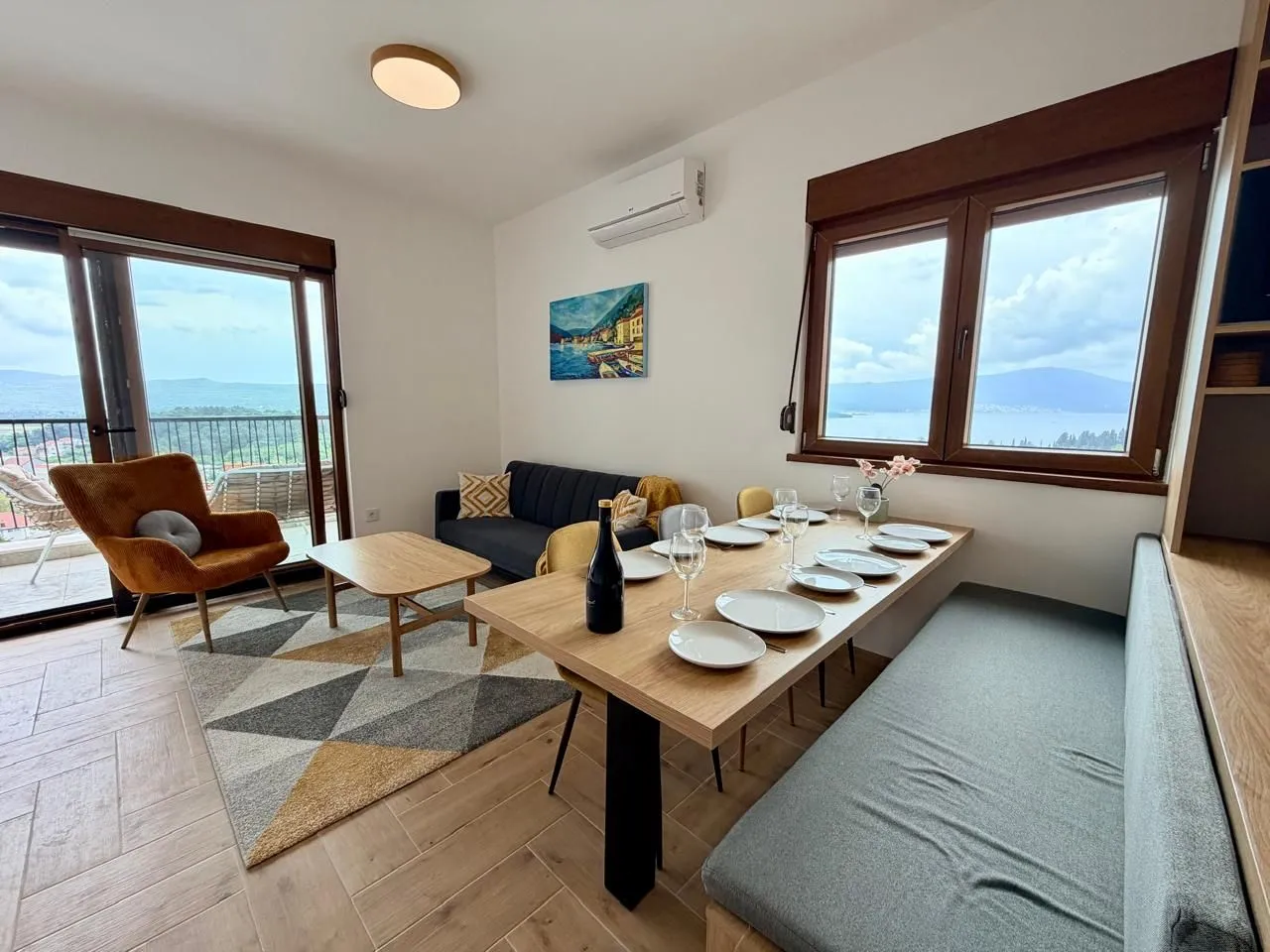 Rent, two bedroom apartment, 63m², Kava, Tivat