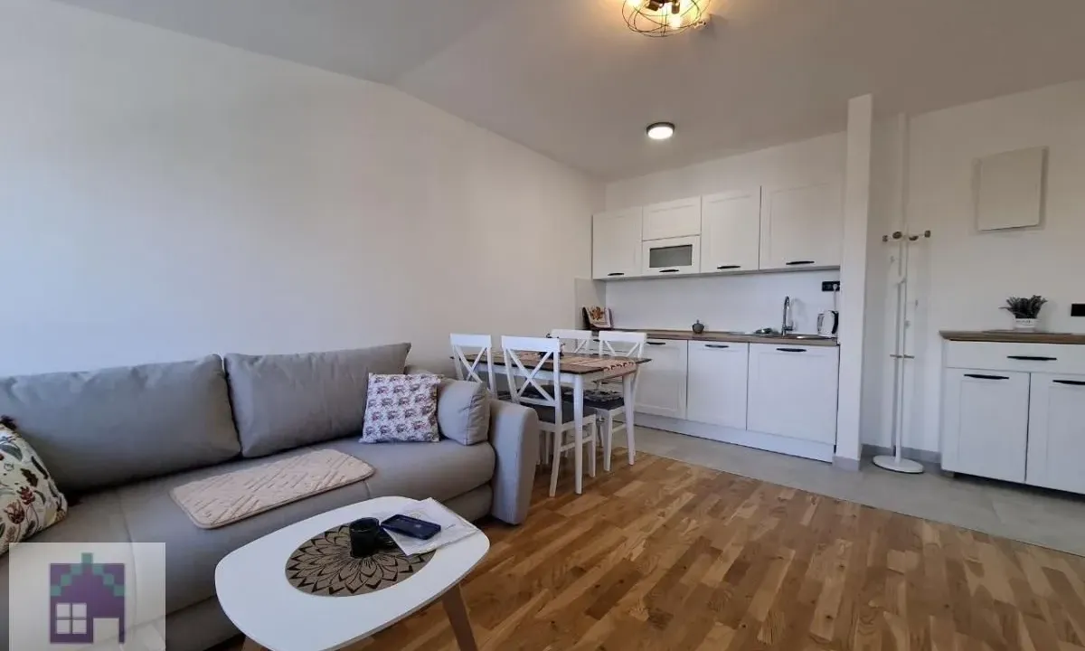 Prodaja, jednosoban stan, 34m², Centar, Zlatibor