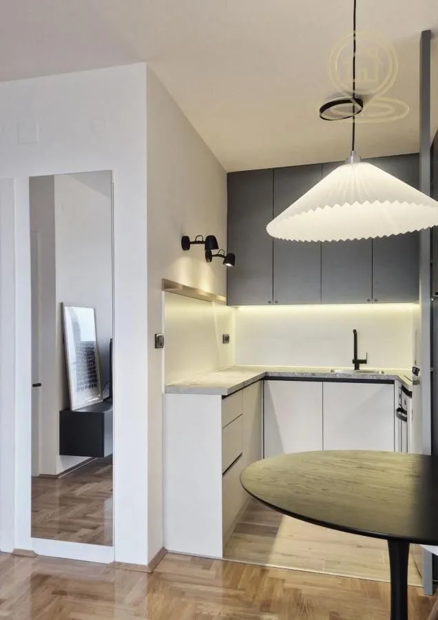 Izdavanje, dvosoban stan, 40m², Telep, Novi Sad Sve Podlokacije