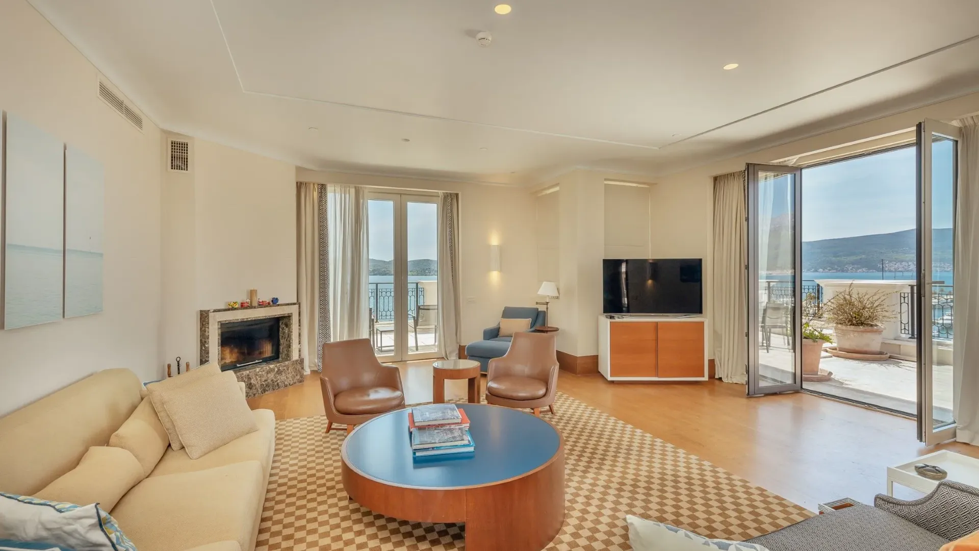 Prodaja, četvorosoban stan, 620m², Porto Montenegro, Tivat