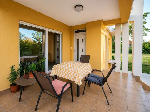 Izdavanje, kuća, 160m², Zeta, Podgorica - image 8