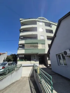 Prodaja, dvosoban stan, 63m², Centar, Jagodina - image 17