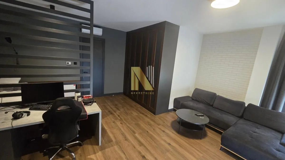 Prodaja, kuća, 183m², Veternička rampa, Novi Sad Sve Podlokacije