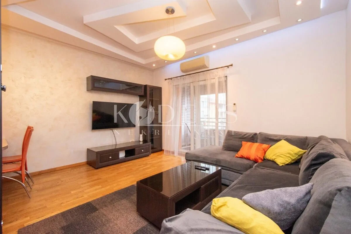 Izdavanje, dvosoban stan, 68m², City Kvart, Podgorica