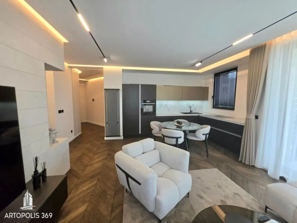 Sale, three bedroom apartment, 82m², Savski Venac, Beograd