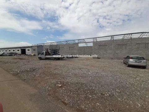 Izdavanje, poslovni prostor, 1500m², Kuće Rakića, Podgorica - image 3