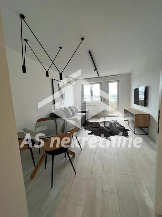 Izdavanje, trosoban stan, 69m², Sarajevska, Beograd
