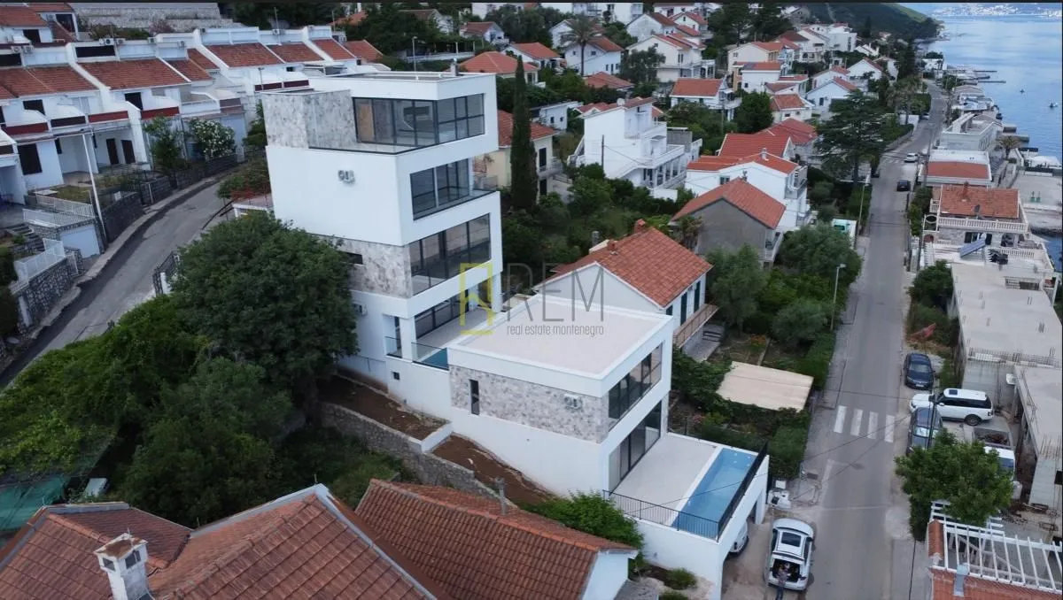 Prodaja, kuća, 200m², Krašići, Tivat