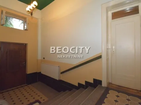 Prodaja, kuća, 250m², Centar, Subotica - image 3