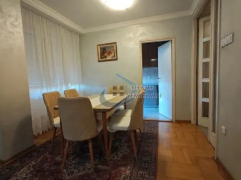 Rent, three bedroom apartment, 102m², Južni Bulevar, Vračar Sve Podlokacije - image 2