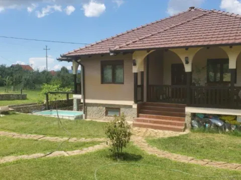Sale, house, 250m², Žbevac, Bujanovac