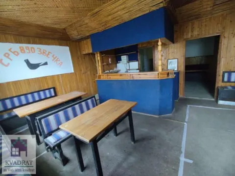 Poslovni prostor in Zvečka