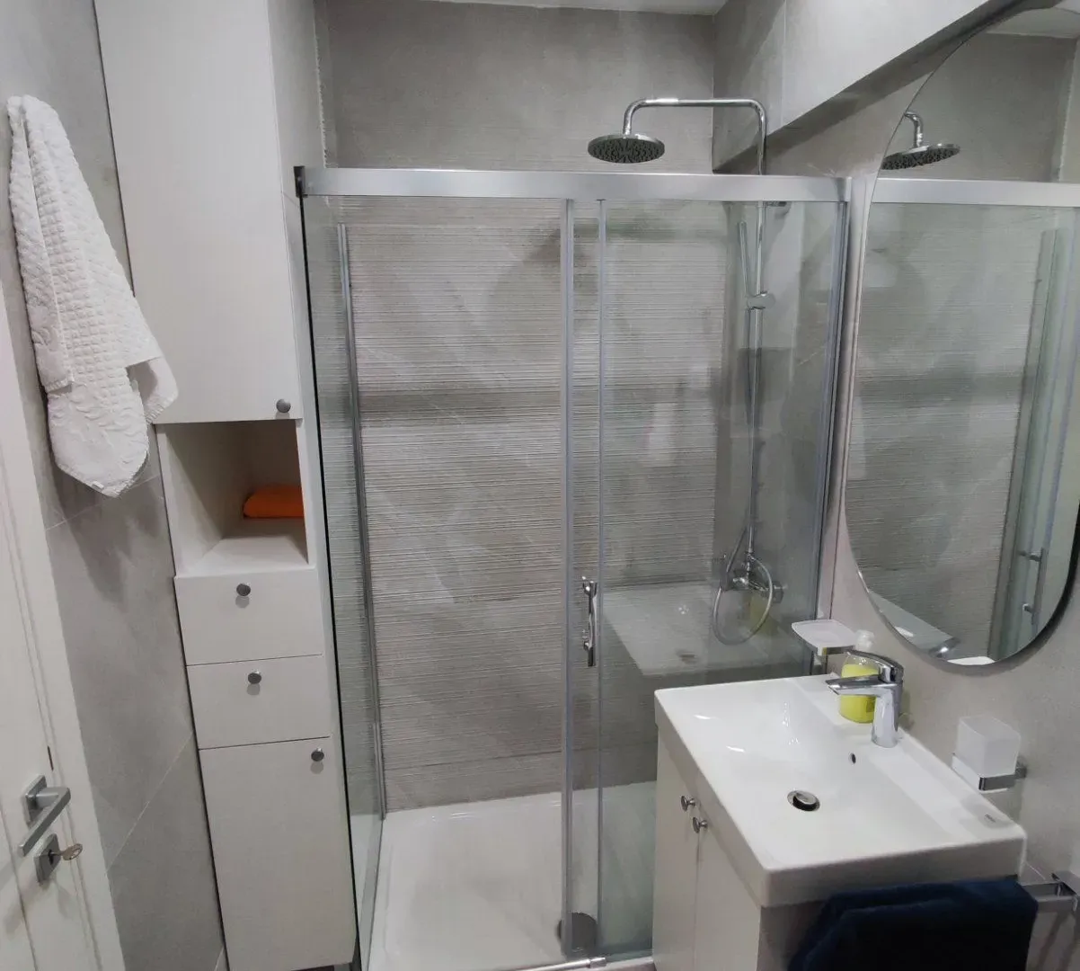 Rent, apartment, 47m², Central Point, Podgorica