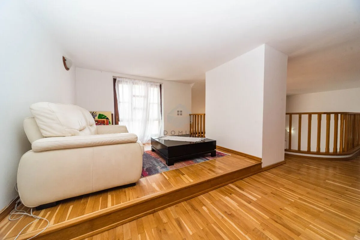 Rent, house, 280m², Gorica C, Podgorica