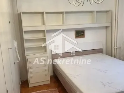 Izdavanje, trosoban stan, 90m², Tašmajdan, Palilula Sve Podlokacije - image 10